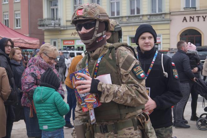 WOŚP 2024 w Bydgoszczy. Tłumy w centrum miasta