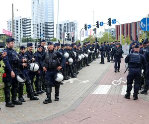 Marsz Równości w Katowicach 2025. Setki ludzi przeszło ulicami miasta. Były protesty