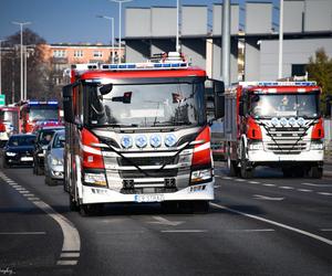 Tłumy na pogrzebie Pawła. Dziennikarz i druh OSP spoczął na cmentarzu we Włocławku