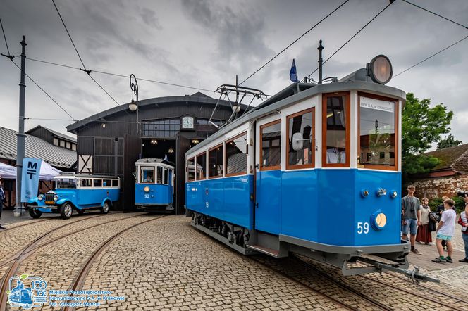 Kraków. Zabytkowy tramwaj wyjedzie na ulice miasta. Jego wagon pełnił nietypową funkcję
