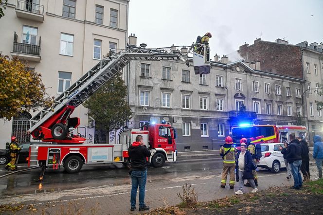 Pożar kamienicy przy ul. Miedzianej w Warszawie 29.10.2024