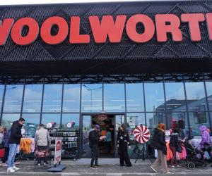 Tłumy na otwarciu Woolworth w Katowicach