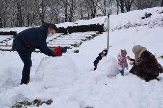 Ulepił bałwana i wycałował żonę