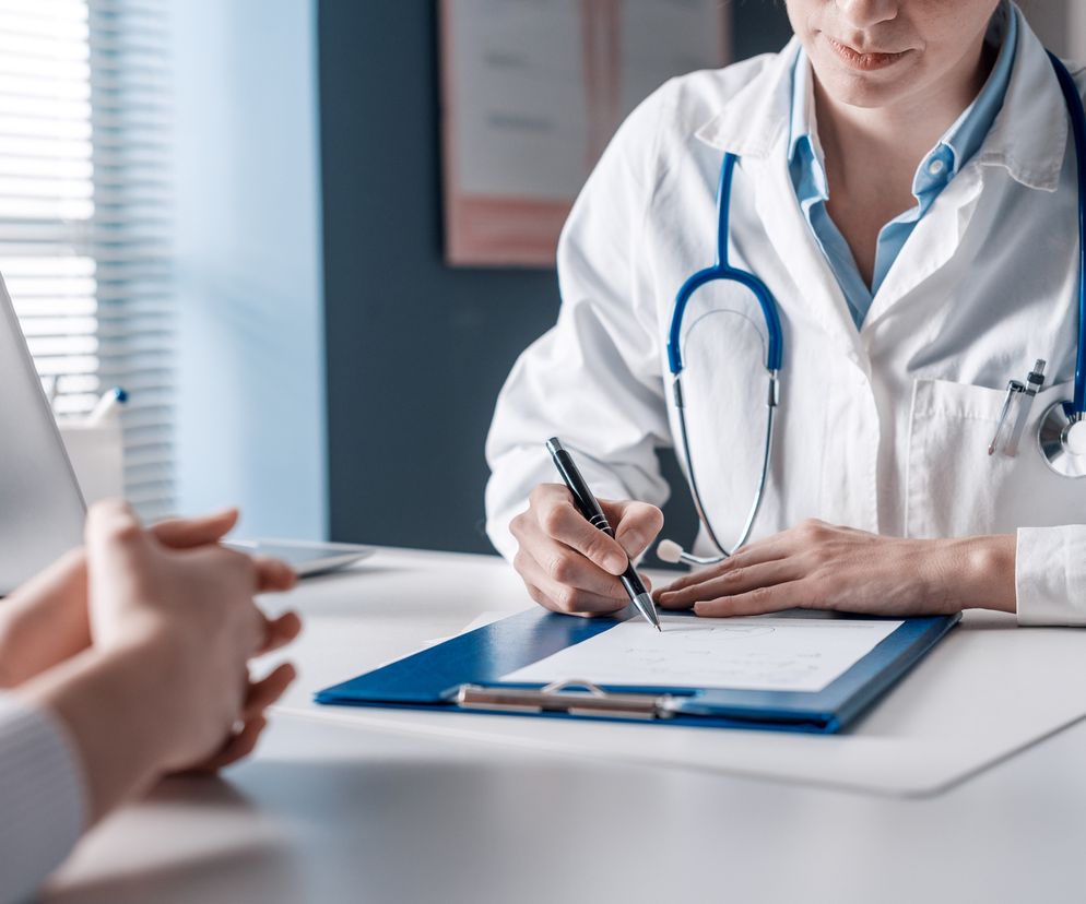 Opryszczka narządów płciowych wykrywana jest przez lekarza na podstawie zgłaszanych objawów