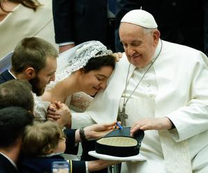 Papież Franciszek w szpitalu. Miał poważne problemy z głosem podczas audiencji