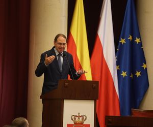 Nadzwyczajna sesja Rady Warszawy