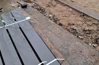 Tak wygląda grób Mirosława Hermaszewskiego rok po śmierci 