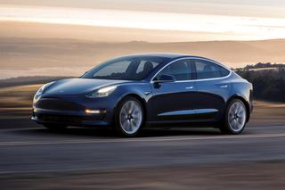 Tesla Model 3 wkracza do Europy. Czy trafi na polski rynek?