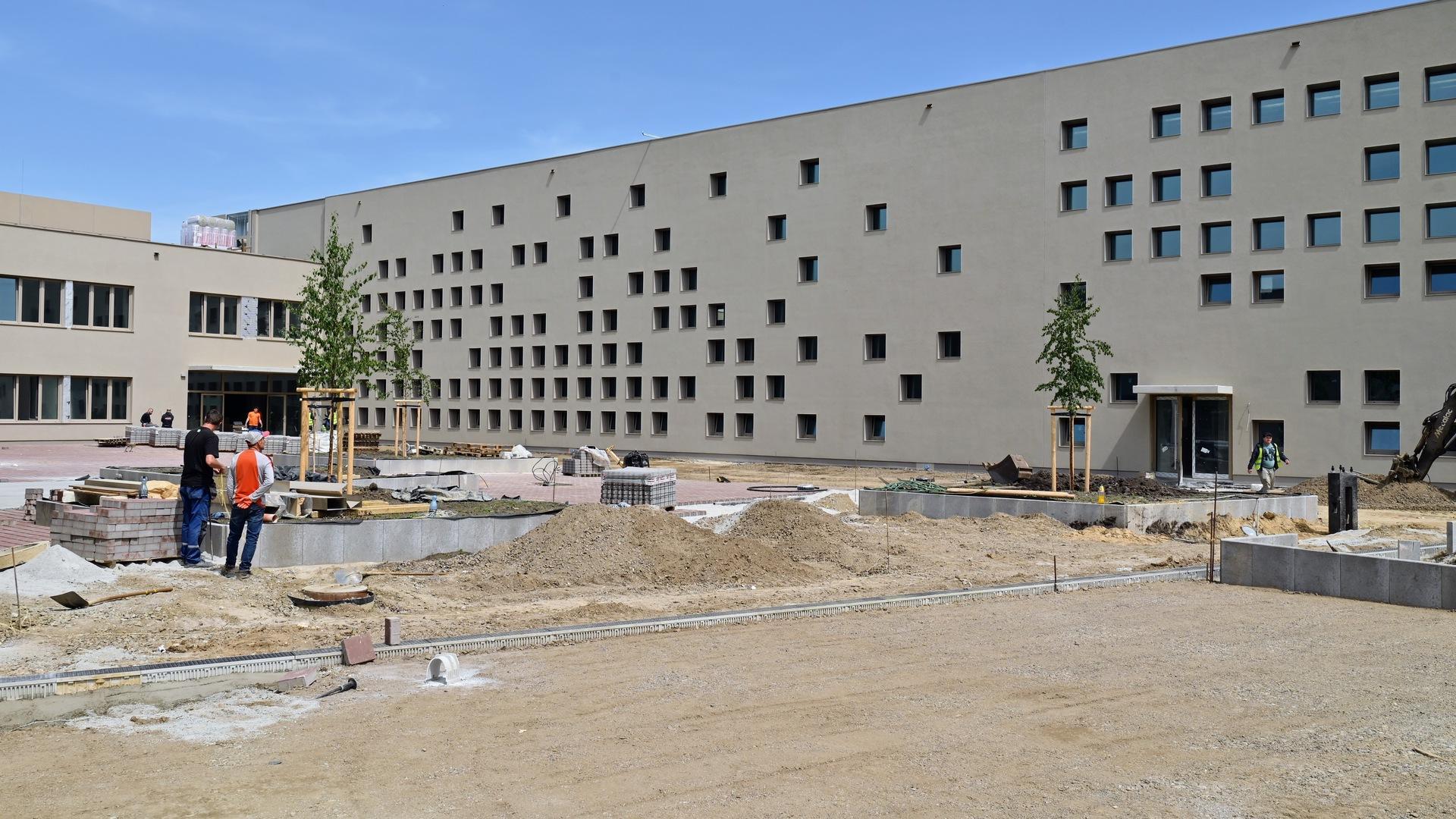 Szkoła przy ul. Asfaltowej we Wrocławiu