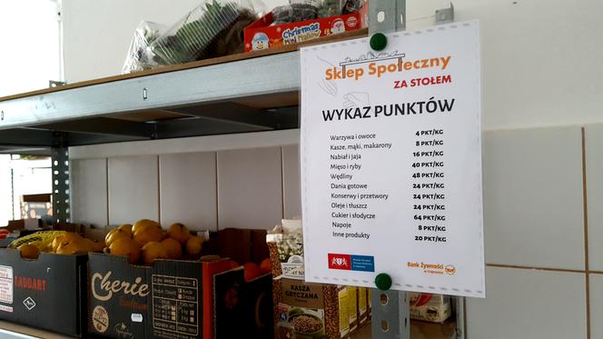 Sklep funkcjonuje w poniedziałki, środy i piątki.