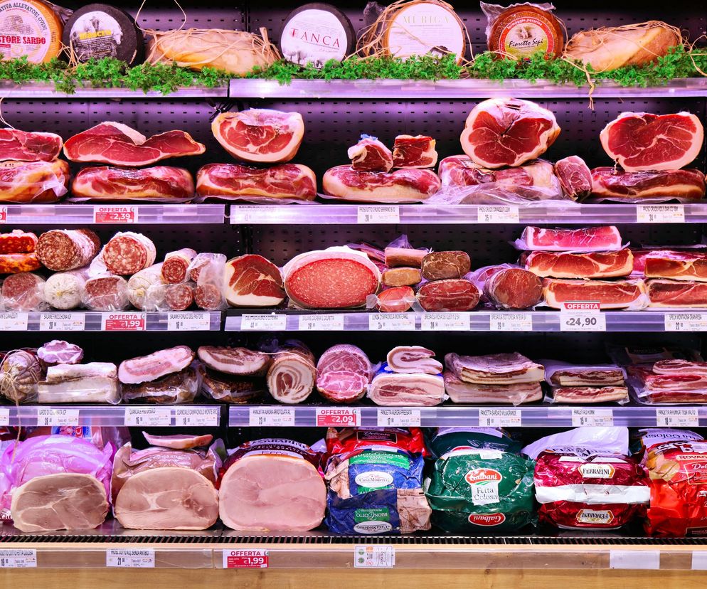   Uwaga, mięsożercy! Wieprzowina z bakteriami, Sanepid ostrzega