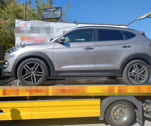 Policja odzyskuje skradzionego Hyundaia Tucson. Właściciel warsztatu z zarzutami