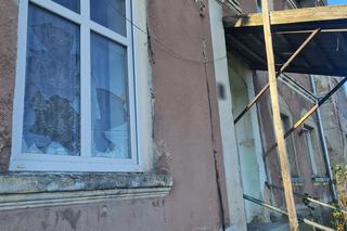 Dawid to człowiek-demolka. Wybijał szyby w samochodach i budynkach