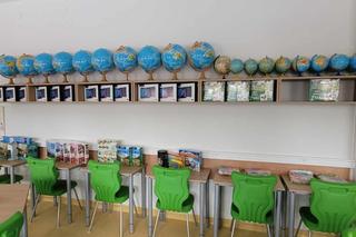 Nowoczesna Ekopracownia w SP 11 sprzyja nie tylko nauce przedmiotów przyrodniczych. W klasie są prowadzone także inne lekcje