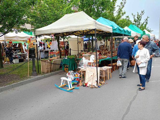 Stoiska wystawców podczas Jarmarku św. Stanisława można odwiedzać w godz. 10.00-18.00 w dn. 10 i 11 maja