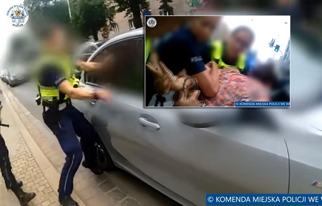 Wrocław. Policjanci rozbili szybę i siłą wyciągnęli 45-latkę z BMW. Nie chciała wysiąść [ZDJĘCIA].