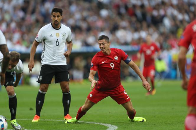 LEWANDOWSKI SZANUJEMY TEN PUNKT