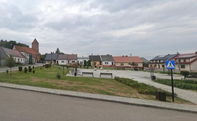 To nie jest zwykła wieś! Kurzętnik dawniej był miastem, dziś zachwyca wieloma atrakcjami
