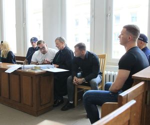 „Siedział ogłuszony w samochodzie”. Kolejna rozprawa ws. tragicznego wypadku na Trasie Łazienkowskiej w Warszawie