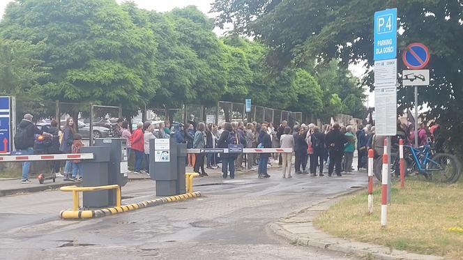 Protesty "Ani Jednej Więcej!" w całej Polsce. Kobiety wyszły na ulice po śmierci Doroty