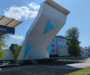 Igrzyska Europejskie 2023. Budowa ścianek wspinaczkowych na kampusie Akademii Tarnowskiej