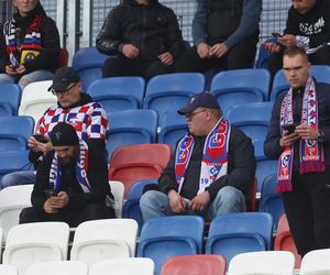 Górnik Zabrze zmierzył się z Zagłębiem Lubin. Kibice rozgrzewali piłkarzy z trybun