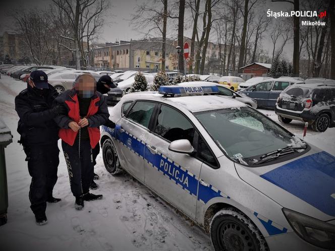 Krwawa jatka na imprezie w Łaziskach Górnych. 60-latek dźgnął sąsiada nożem