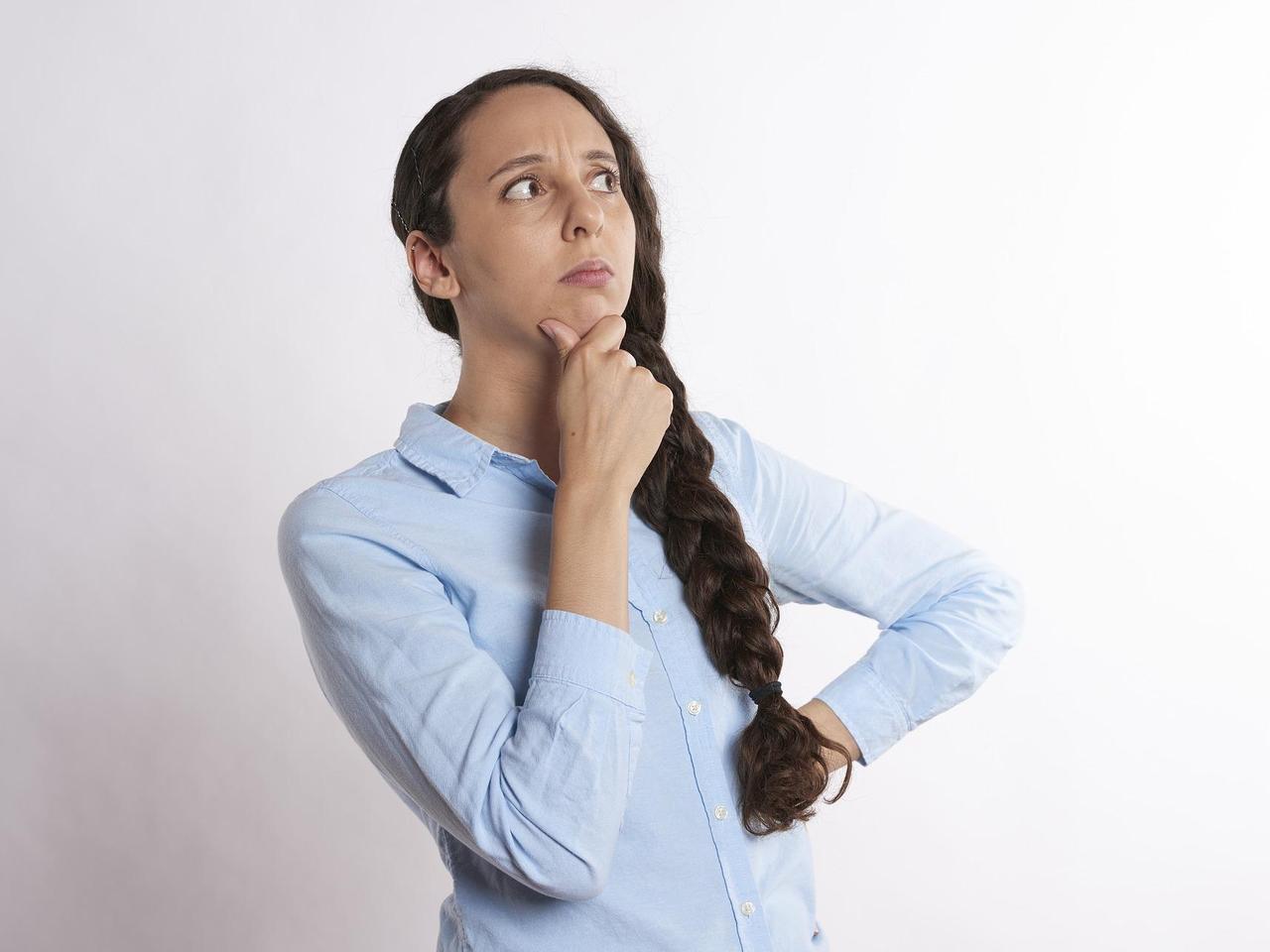 QUIZ. Podajemy tylko część przysłowia! Wiesz, jakiego słowa brakuje? 