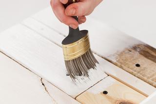 Drewniana skrzynia na kółkach DIY. Krok po kroku - zdjęcia