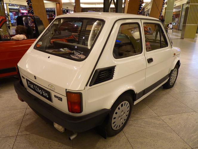 Auta PRL. Mały Fiat 126p w wersjach jakich nie znasz