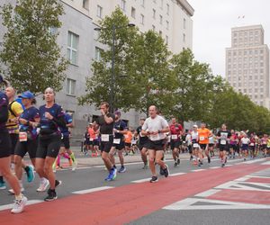 Uczestnicy Maratonu Warszawskiego 2025