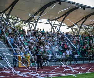 To było wielkie święto futbolu w Starachowicach. A oprawa kibiców SZTOS