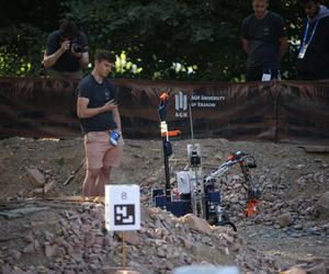 10. edycja zawodów łazików marsjańskich European Rover Challenge na terenie Akademii Górniczo-Hutniczej w Krakowie