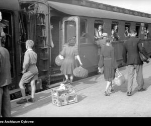 Warszawa. Dworzec Wileński dawniej i dziś