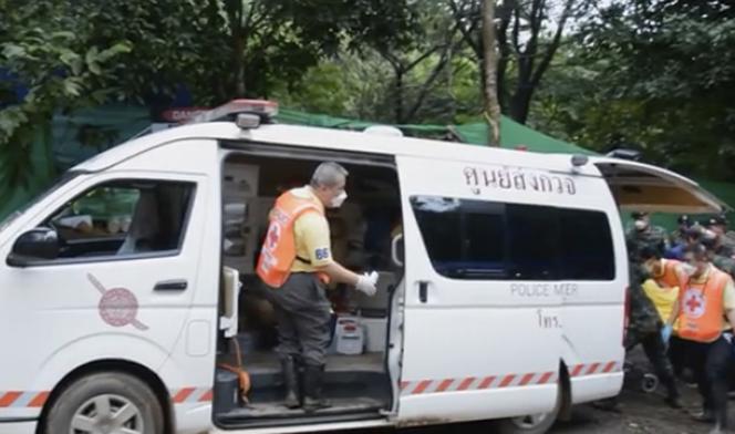 Oto pierwsi chłopcy ocaleni z jaskini!!!