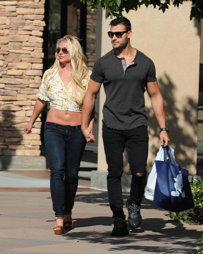 Britney Spears i jej chłopak Sam Asghari na zakupach