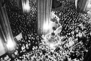 Białystok. Obchody Milenium Chrztu Polski z 1966 r. Na wydarzeniu obecny Karol Wojtyła [ZDJĘCIA]