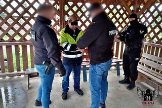 Podkarpacie: ECPU Polska dopadła 42-latka. Wypisywał do dziewczynki obrzydliwe rzeczy