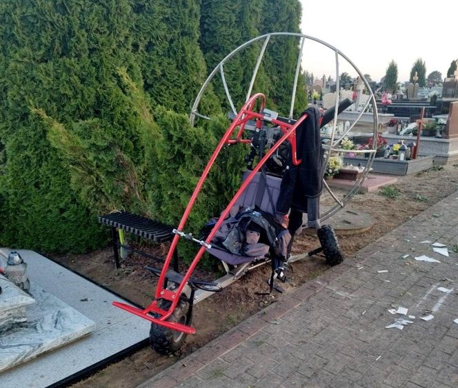 Tragiczny wypadek w Sędzinie. Pilot spadł na cmentarz