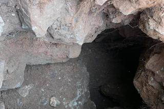 NIESAMOWITE! Koło Kielc odkryto tajemniczą jaskinię! Co jest w środku? [ZDJĘCIA]