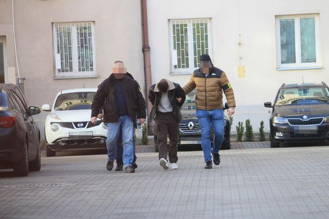 Przesłuchanie policjanta, który zastrzelił sierż. szt. Biernackiego. Prokuratura o przekroczeniu uprawnień