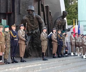 81. rocznica Powstania Warszawskiego. Uroczystość na pl. Krasińskich (31.07.2025)