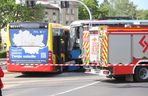  Wypadek we Wrocławiu  Tramwaj zderzył się z autobusem. Są poszkodowani 