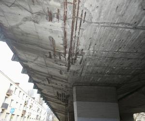 Armagedon na Trasie Łazienkowskiej. Drogowcy zaczynają remont wiaduktów nad Paryską