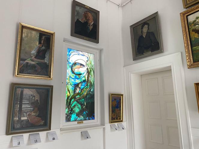 Pałac w Rogalinie zachwyca turystów. Znajduje się 20 kilometrów od Poznania 