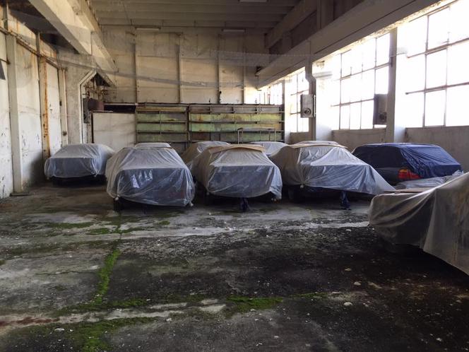 Bułgaria. Odnaleziono w magazynie 11 fabrycznie nowych BMW E34
