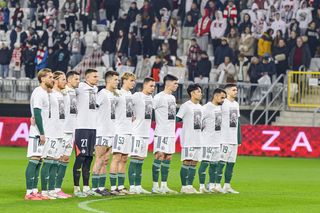 Tak Legia uczciła pamięć o zmarłym Lucjanie Brychczym. Przejmujące słowa trenera Goncalo Feio o ikonie klubu po awansie w Pucharze Polski