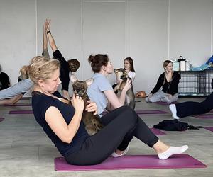 Puppy Yoga