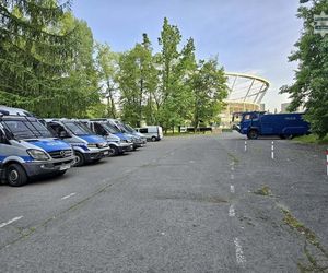 Przed meczem Polska-Mołdawia na Stadionie Śląskim miało dojść do bijatyki. Wkroczyła policja