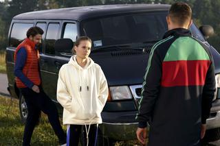 Barwy szczęścia odc. 2009. Julita (Katarzyna Sawczuk) Oskar Kołecki (Maciej Czachowski), Cyprian (Damian Haberny)